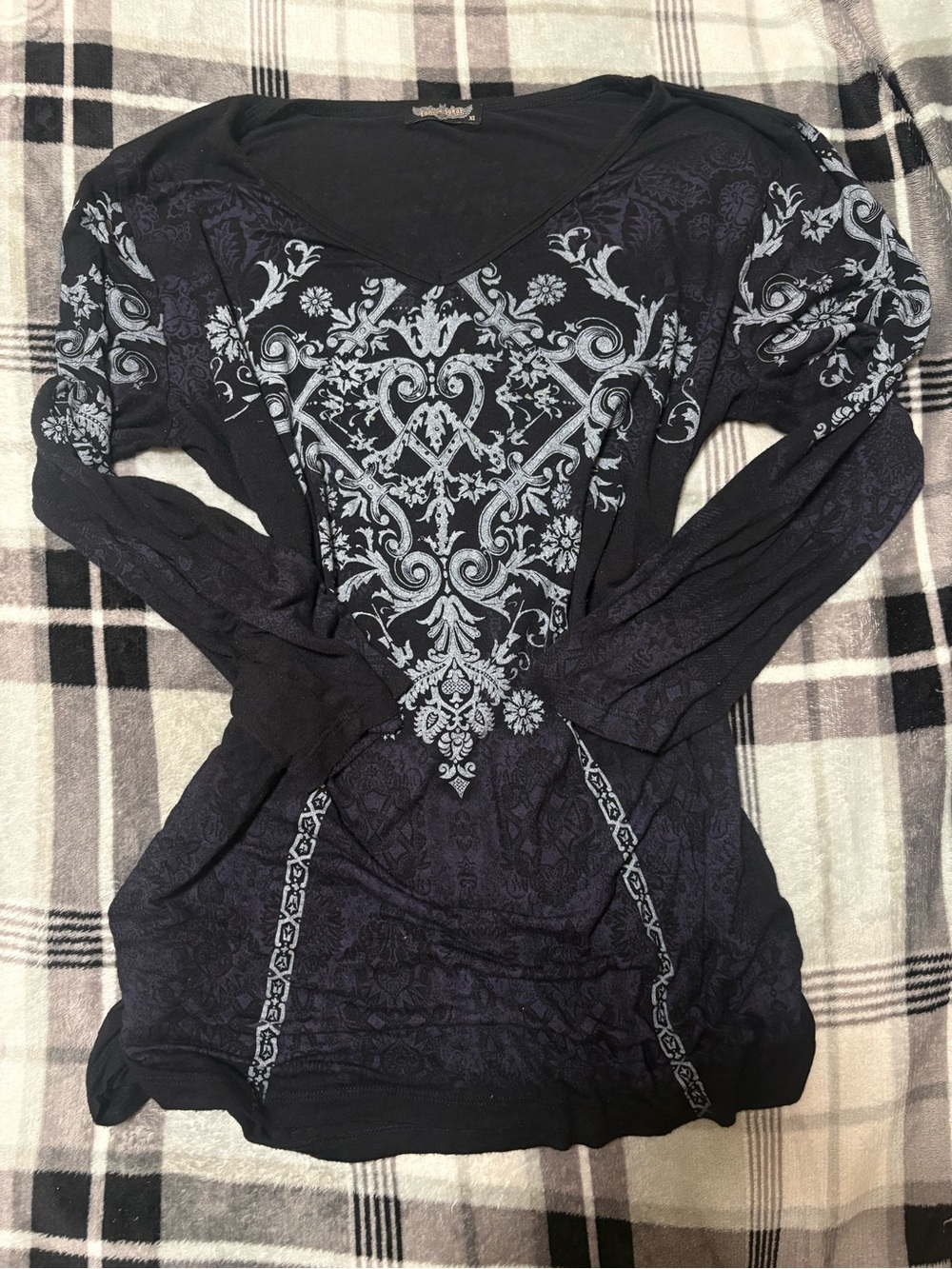 Vanilla Sugar Black Tunic with Silver Baroque Accent